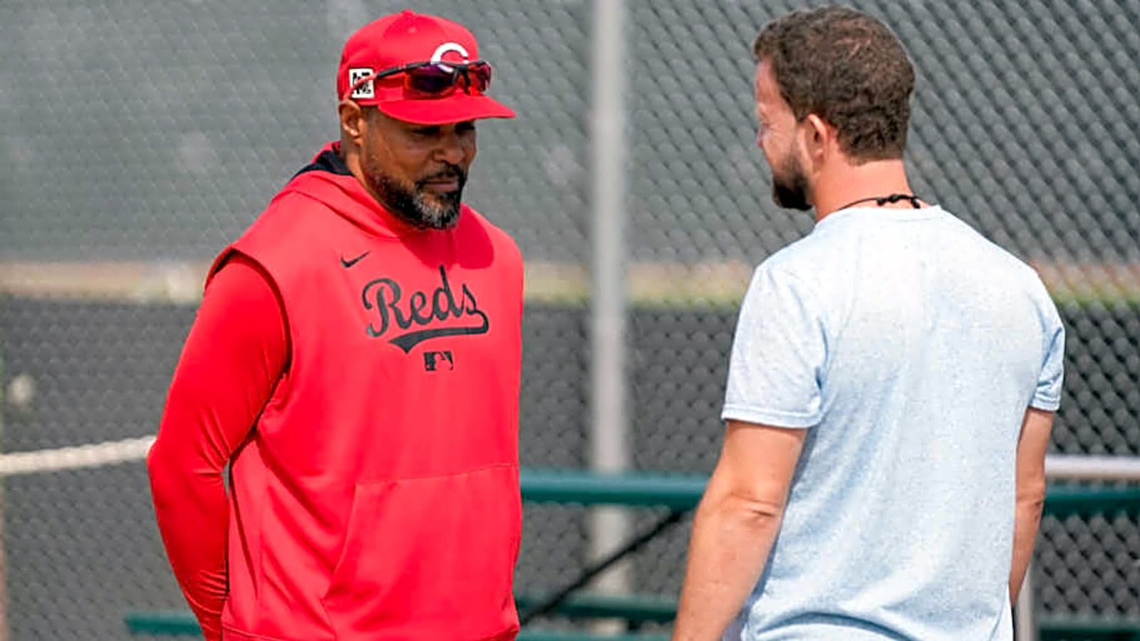 Barry Larkin Questions Reds’ Commitment to Struggling Infielder
