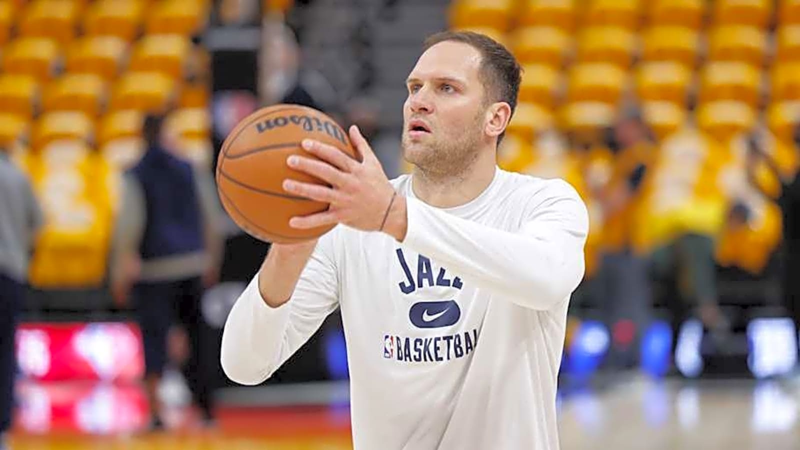 Former Utah Jazz Forward Announces Retirement