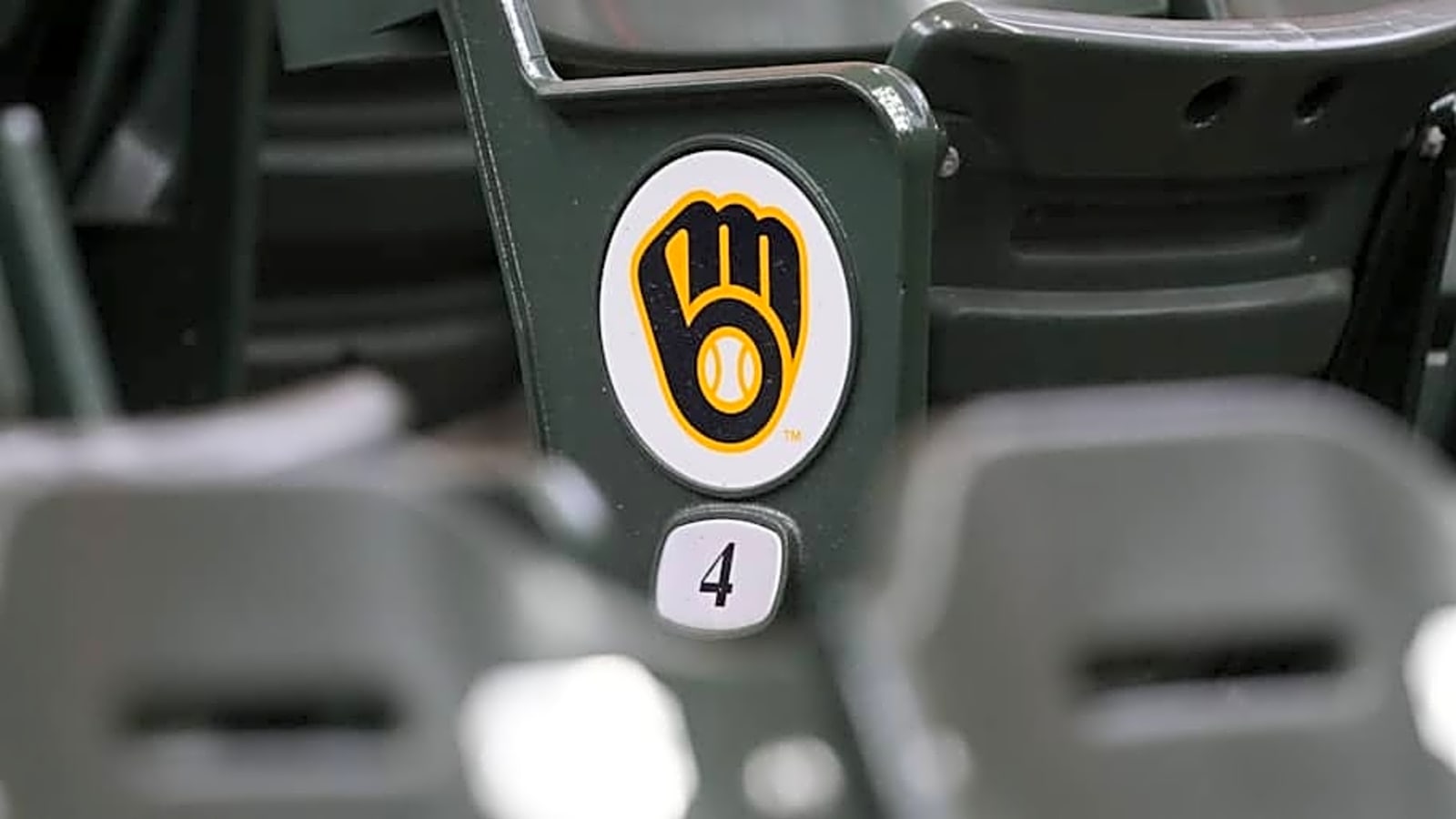Brewers Drop Surprise DFA; Reinstate Trevor Megill