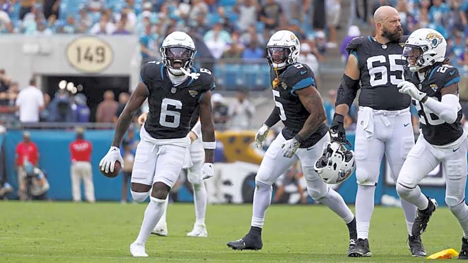 Duval Dishes on Darnell Savage&#39;s Unexpected Release from Jaguars