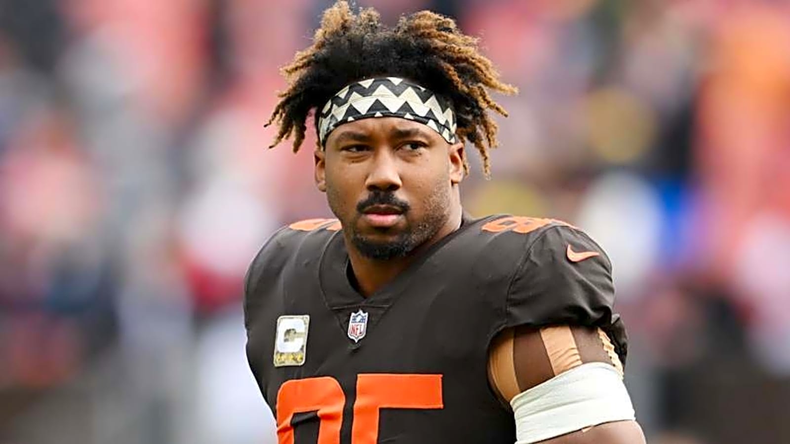 Browns&#39; Myles Garrett Wants to Put Aaron Rodgers in &#39;Graveyard&#39;