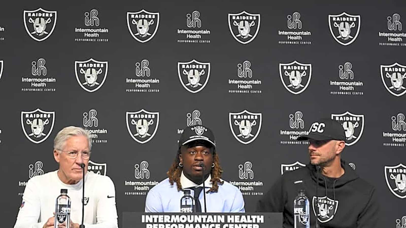 How Raiders&#39; Ashton Jeanty&#39;s Contact is Player Friendly