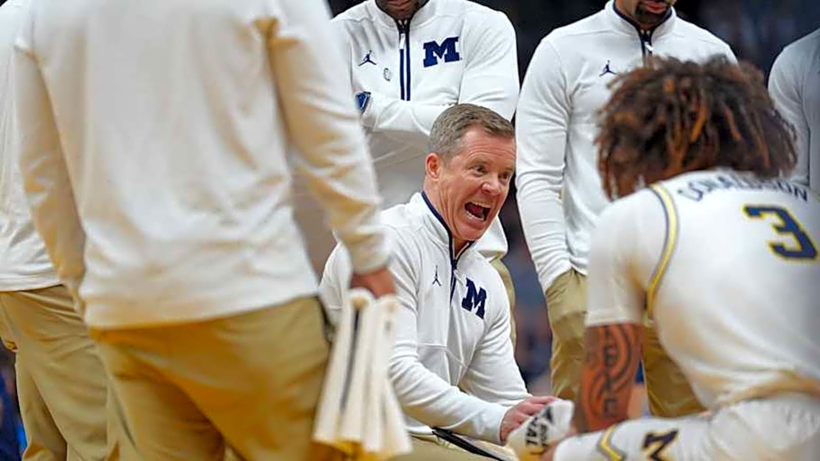 Michigan basketball climbs latest 2025-26 rankings after securing commitment from Yaxel Lendeborg