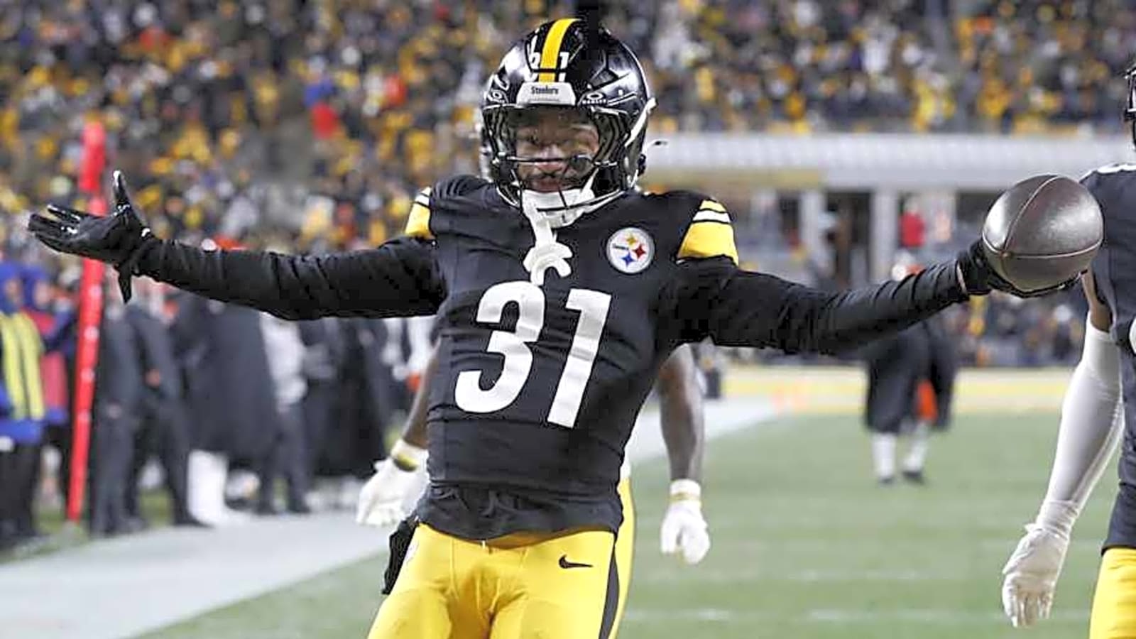 Steelers Second-Year CB Fighting for Roster Spot