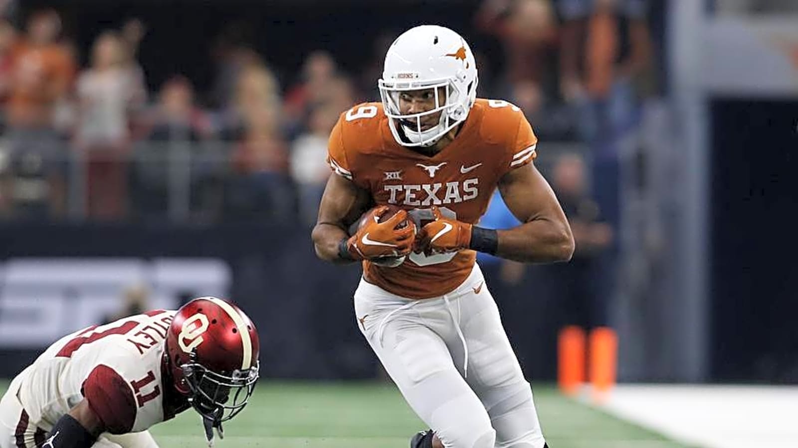 Former Texas Longhorns WR Retires From Football
