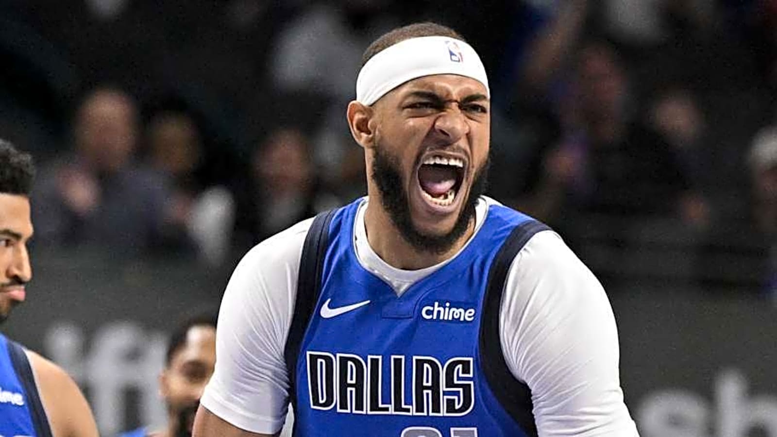 Mavericks sign key piece to $54 million extension amid trade rumors
