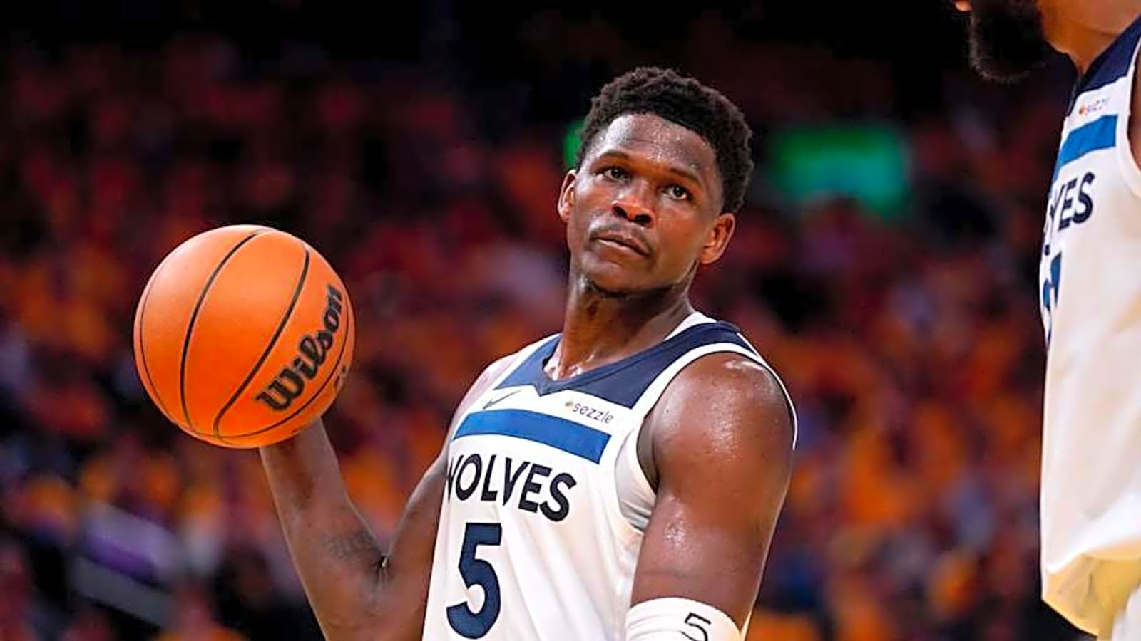 NBA World Reacts To Anthony Edwards&#39; Performance In Thunder-Timberwolves Game