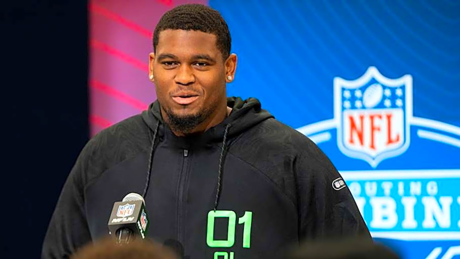 Patriots Draft Profile: Texas OL Kelvin Banks Jr.