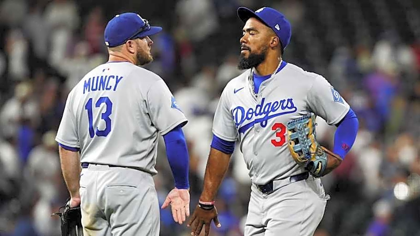 Dodgers vs Rockies Suddenly Enter Delay on Wednesday