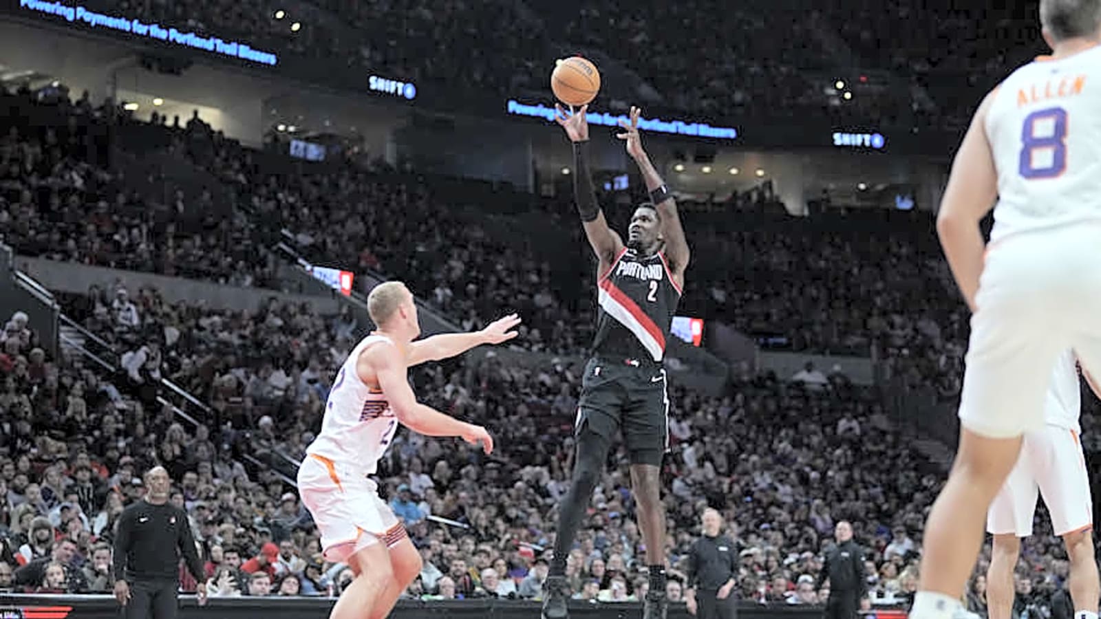 NBA Analyst Says Deandre Ayton &#39;Hated Portland&#39;