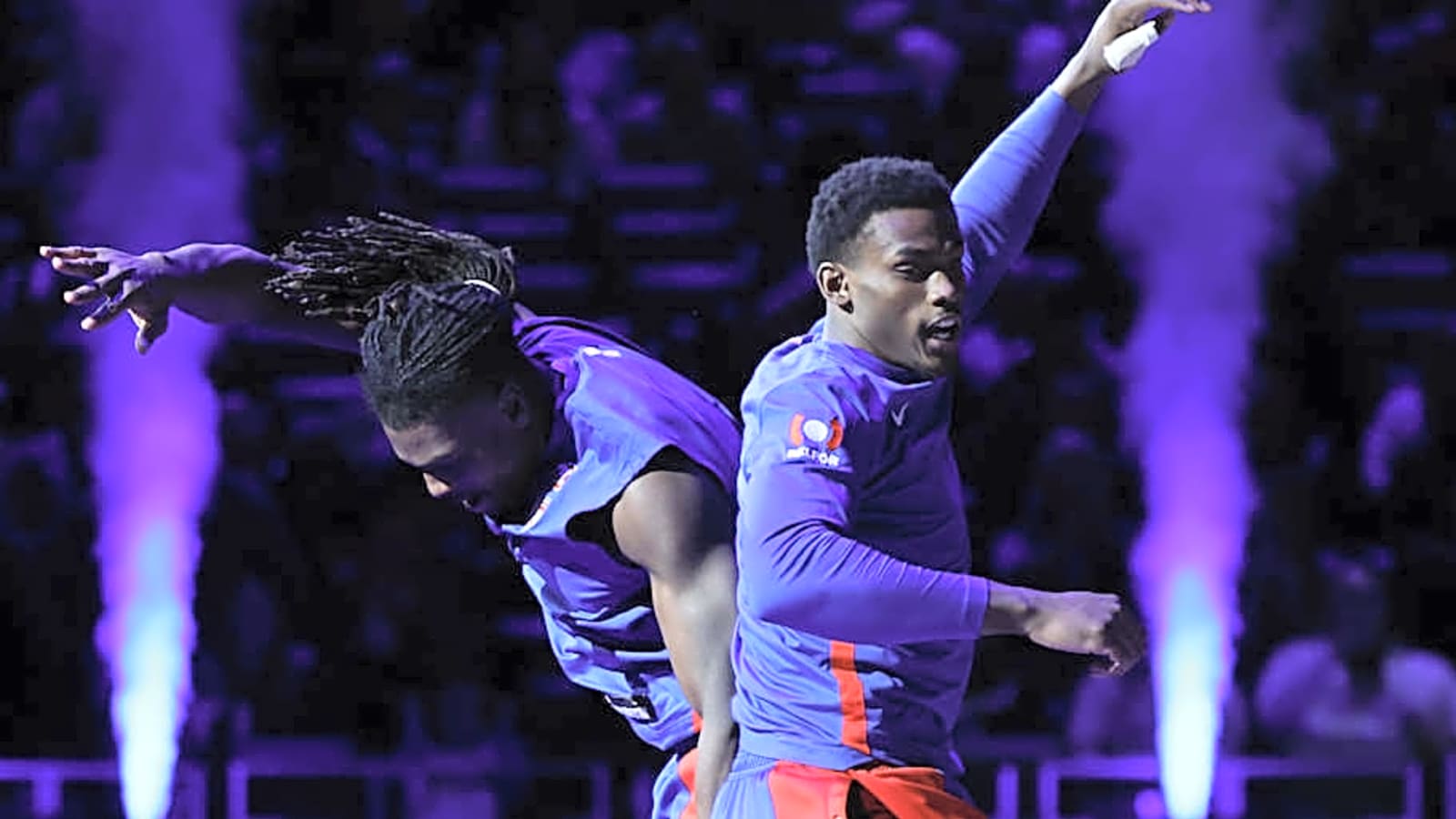 Lakers Writer Suggests Pursuit of Detroit Pistons&#39; Big Man