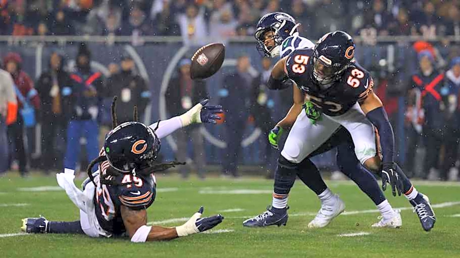 Bears linebackers absorb analyst&#39;s hit suggesting need for change