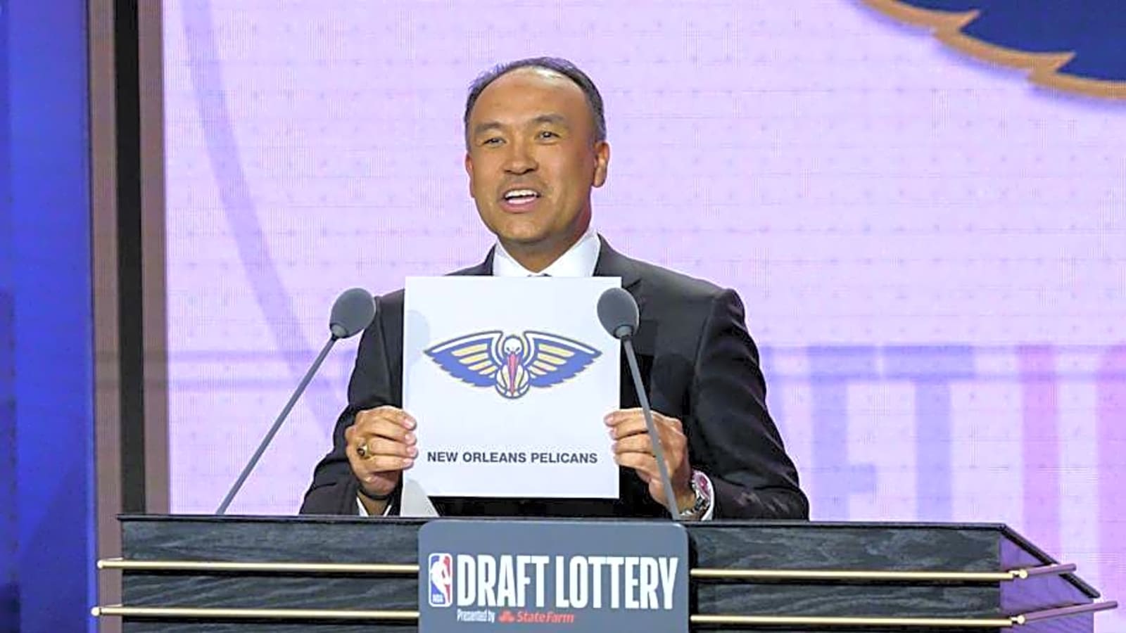 NBA World Reacts To Pacers-Pelicans Trade During Finals