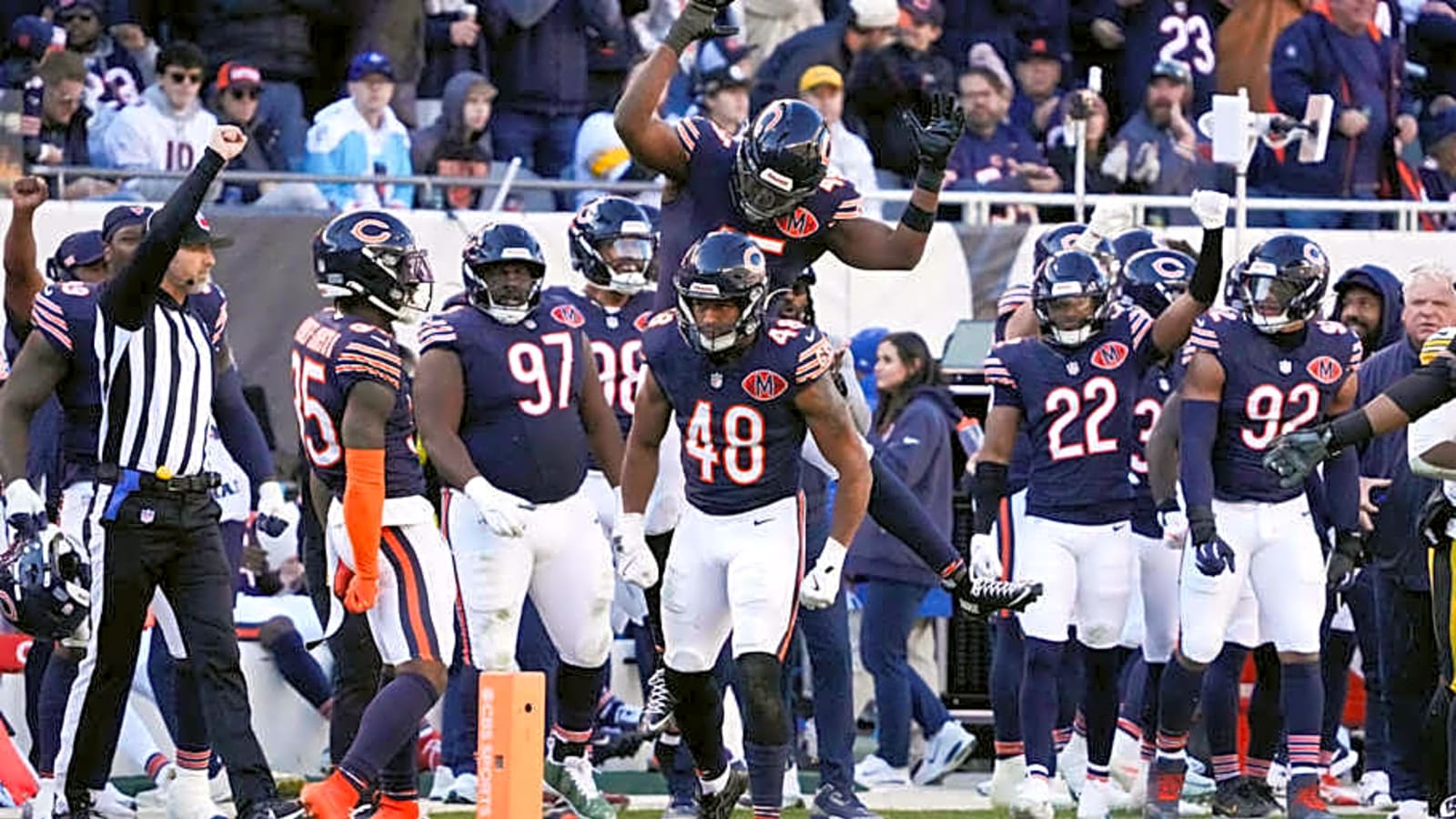 Familiarity is key with Bears' unlikely defensive contributors