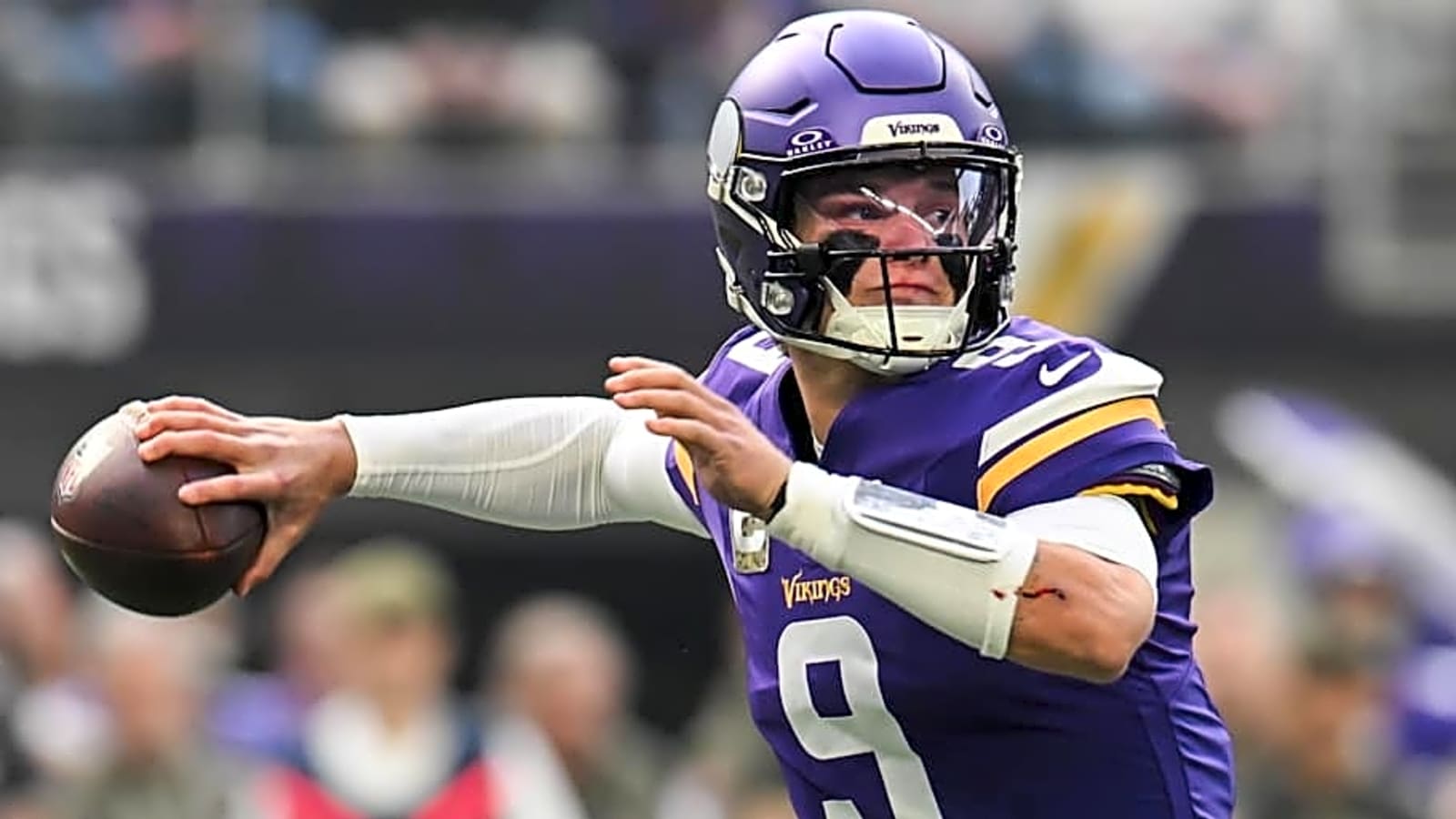 Talent, growing pains on full display in J.J. McCarthy's play vs. Ravens