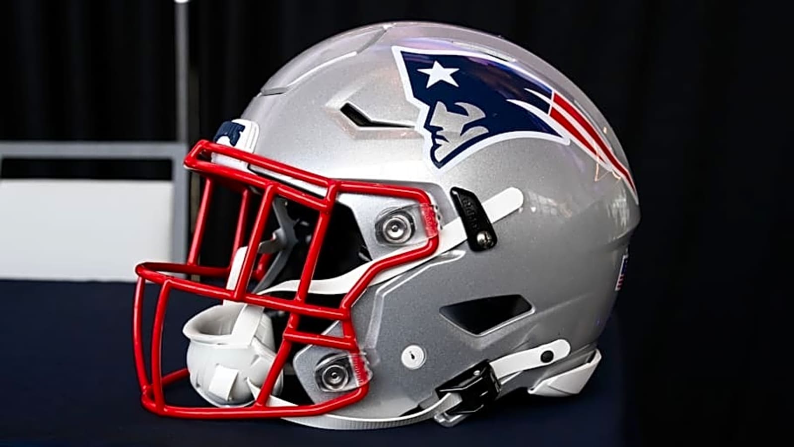 Browns Could Have Intriguing WR Trade With Patriots