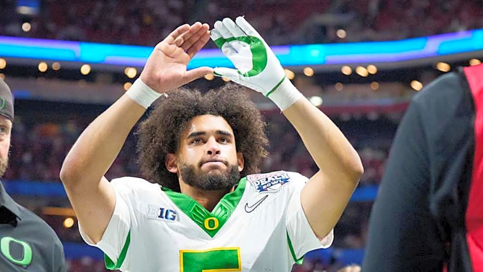 How does Dante Moore’s decision to return to Oregon impact the 2026 NFL draft?