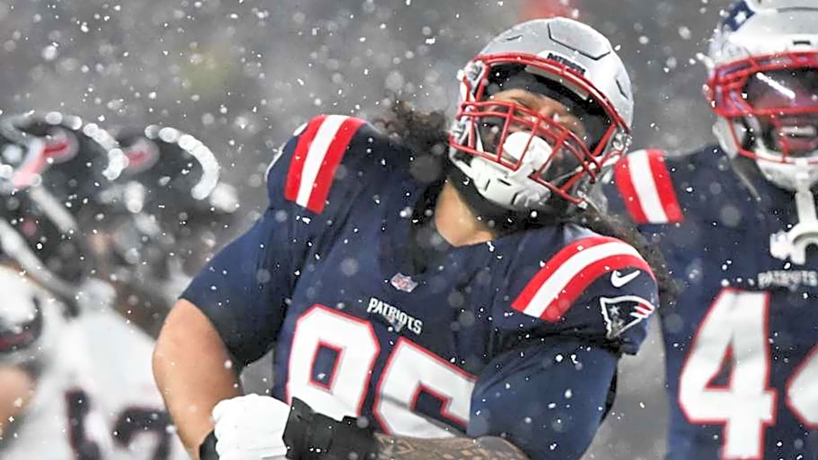 Patriots Should Prioritize Keeping DT Khyiris Tonga