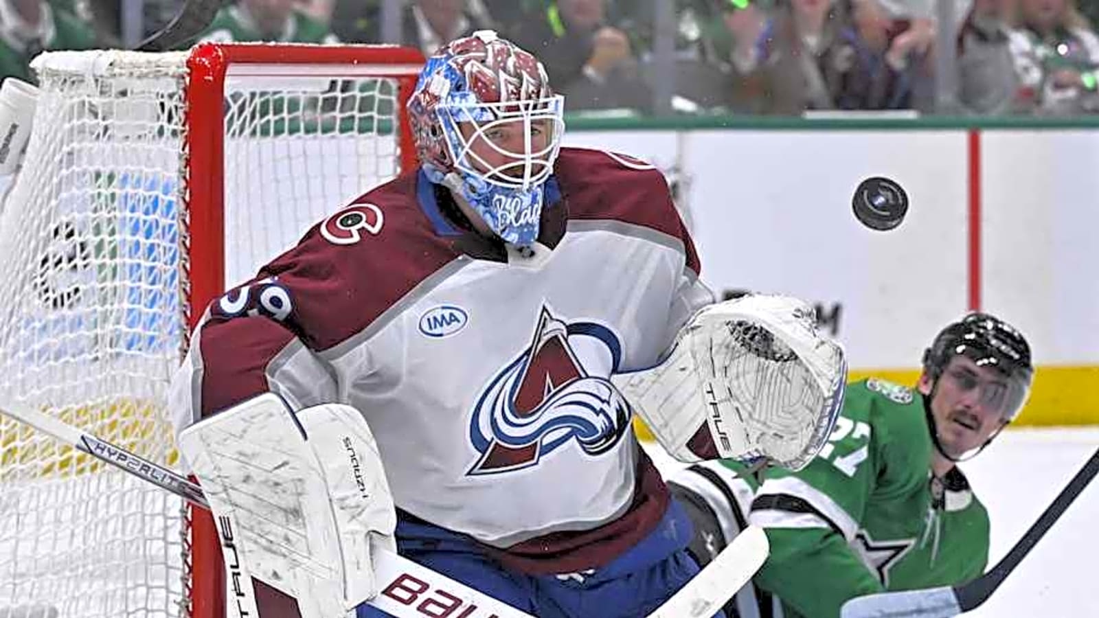 Avalanche Goalie Best in Playoffs Despite Losses