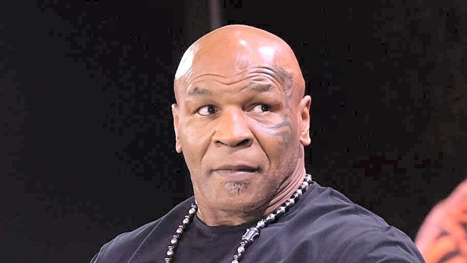 Mike Tyson, Jake Paul Make $1 Million &#39;Date&#39; Bet Over Upcoming Fight
