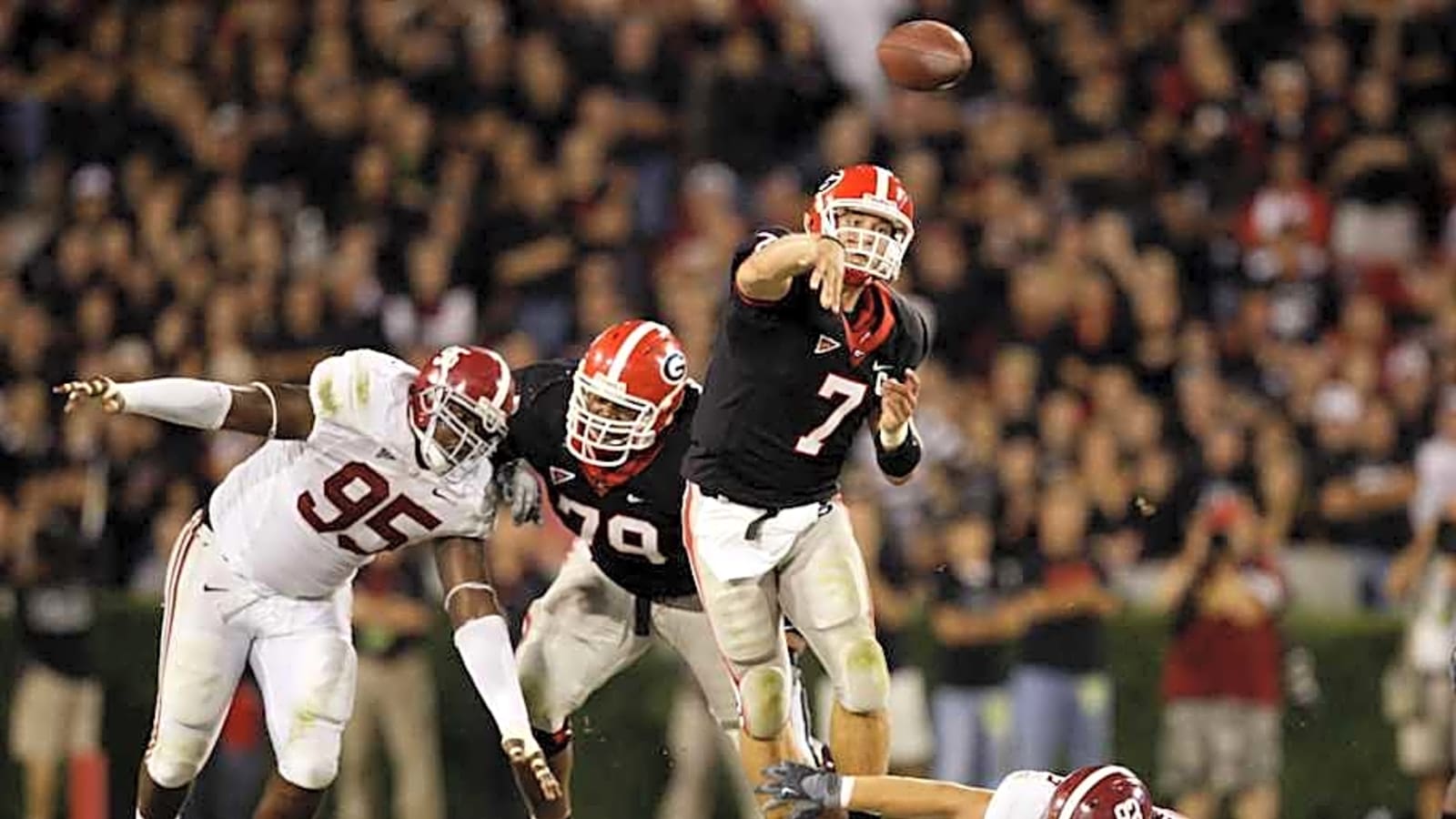 Georgia Blackout Game - Why Fans Are Against Breaking Tradition vs Alabama