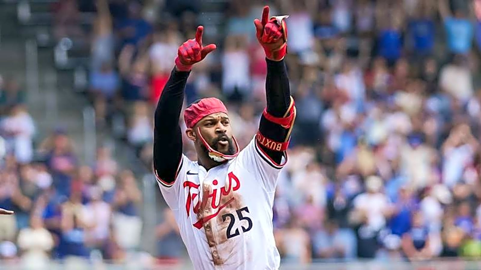 Buxton’s magical cycle carries Twins to thrilling win over Pirates