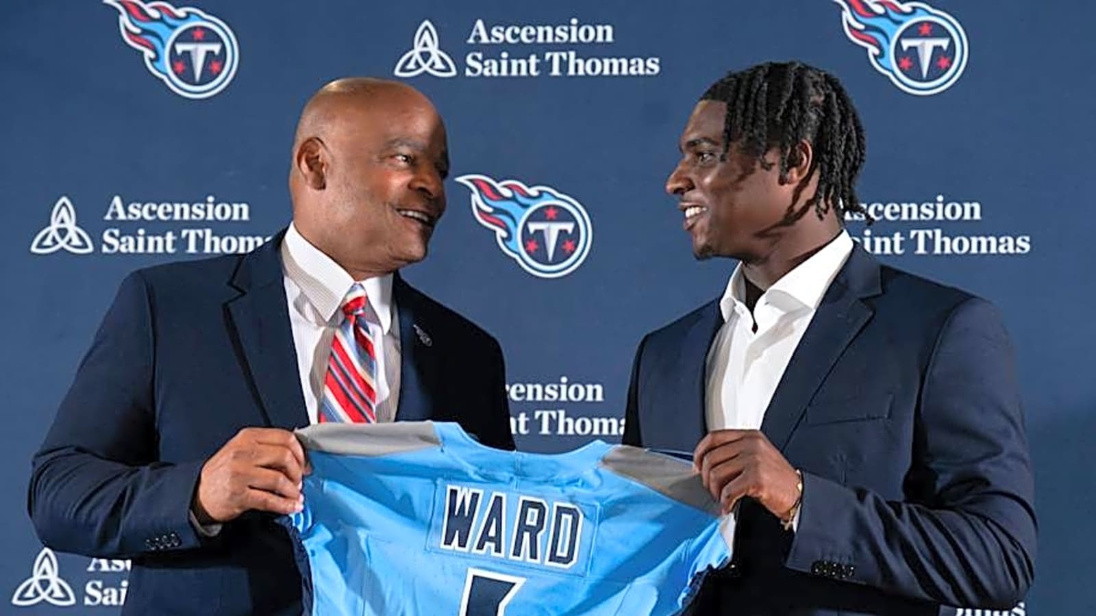 Miami&#39;s Cam Ward Earns Praise From New Tennessee Titan Teammates