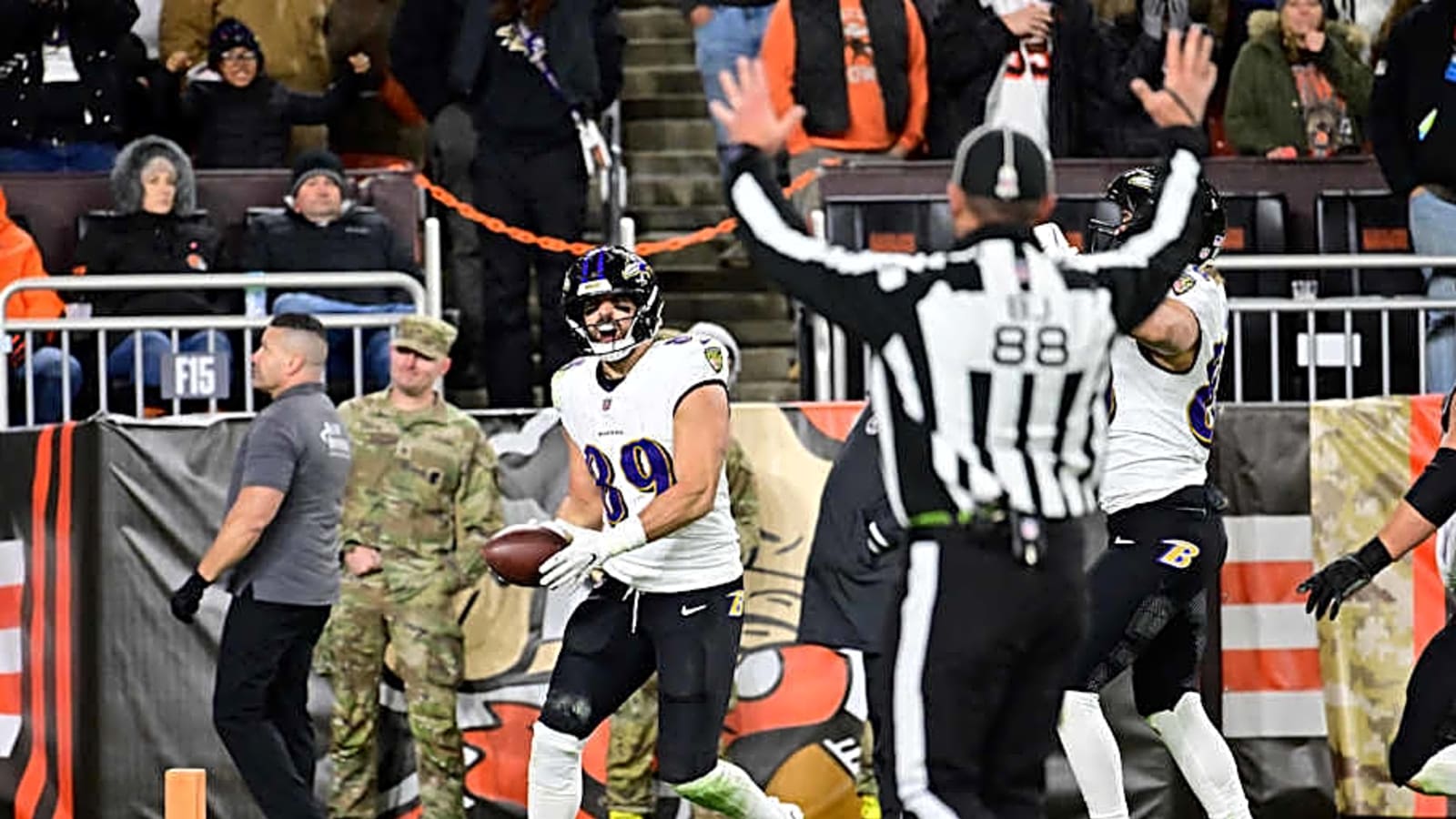 Ravens' Mark Andrews Extends Win Streak Against Browns