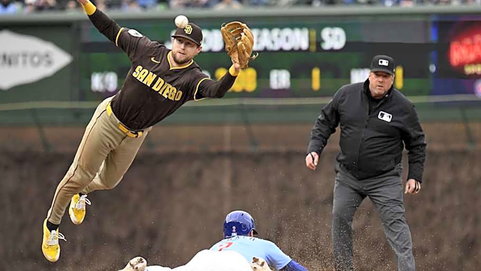 Chicago Cubs Make Baseball History with Running Ability Early in 2025