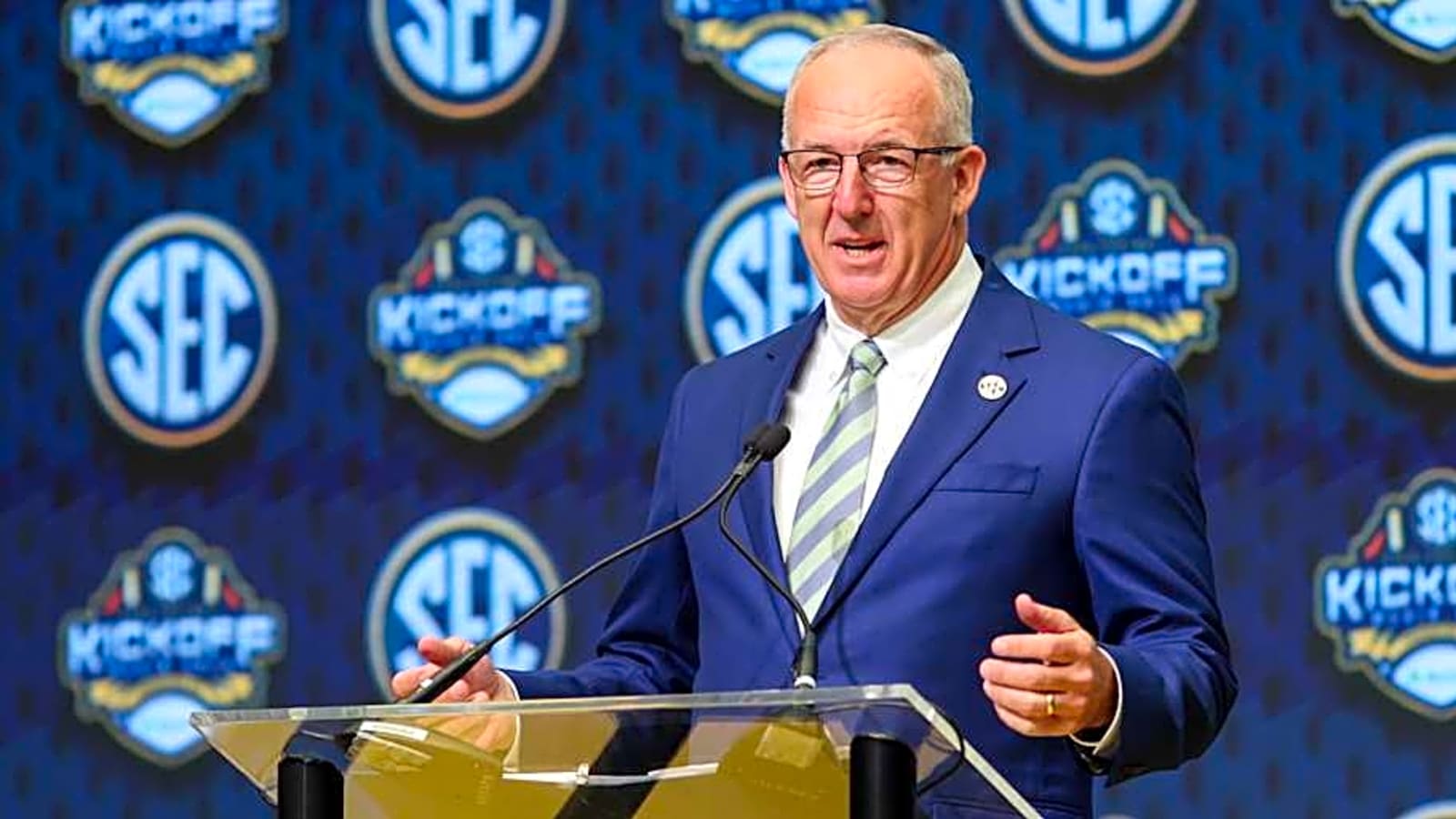 How It Works: SEC Football Set to Implement Nine-Game Conference Schedule in 2026