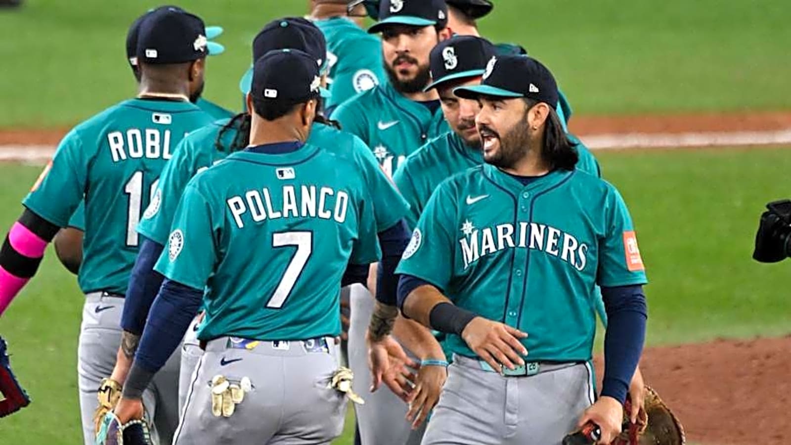 Mariners Predicted To Sign Star Slugger To 1-Year, $20 Million Deal