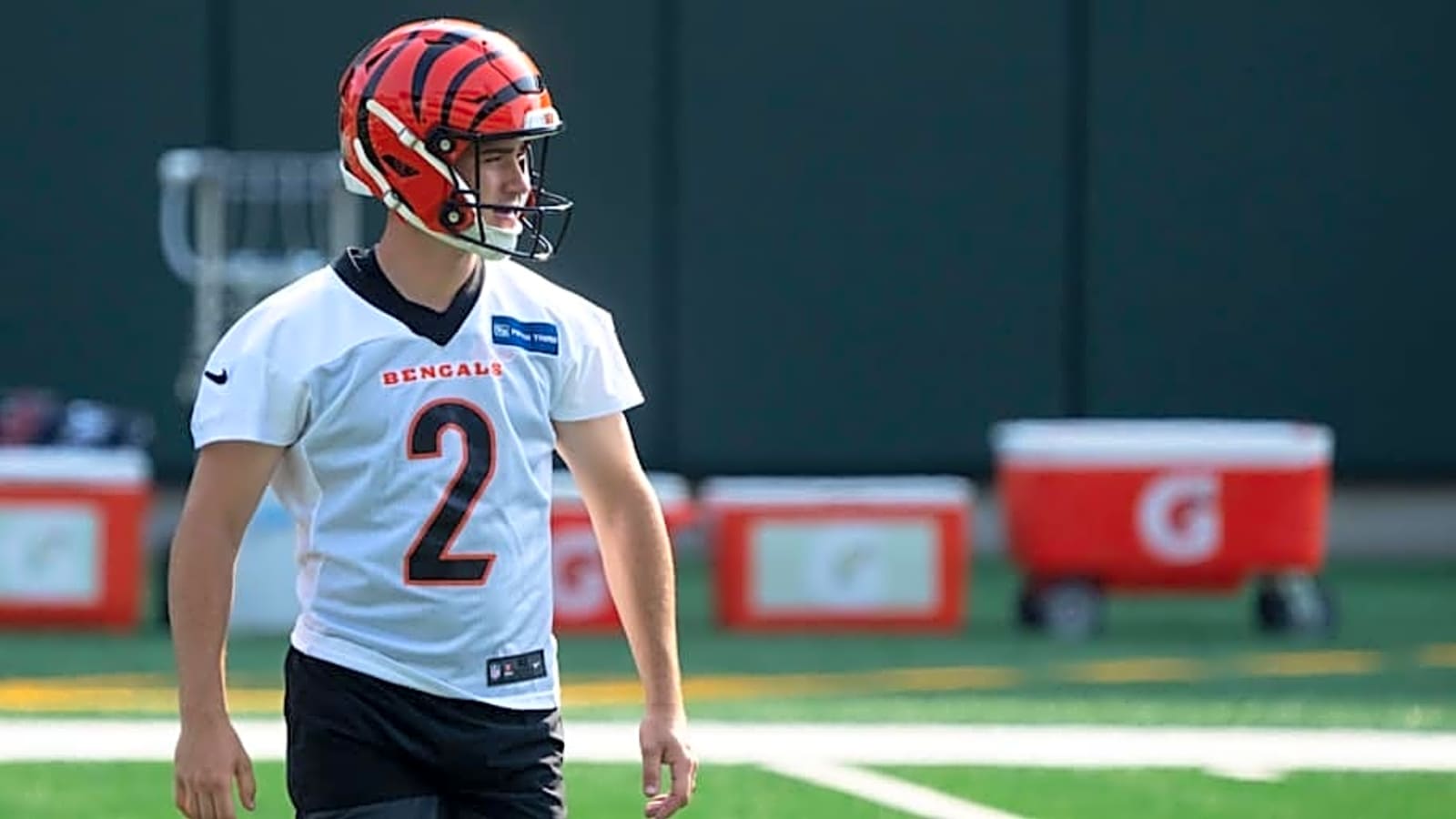 Group of Cincinnati Bengals Players Compete in Golf Competition