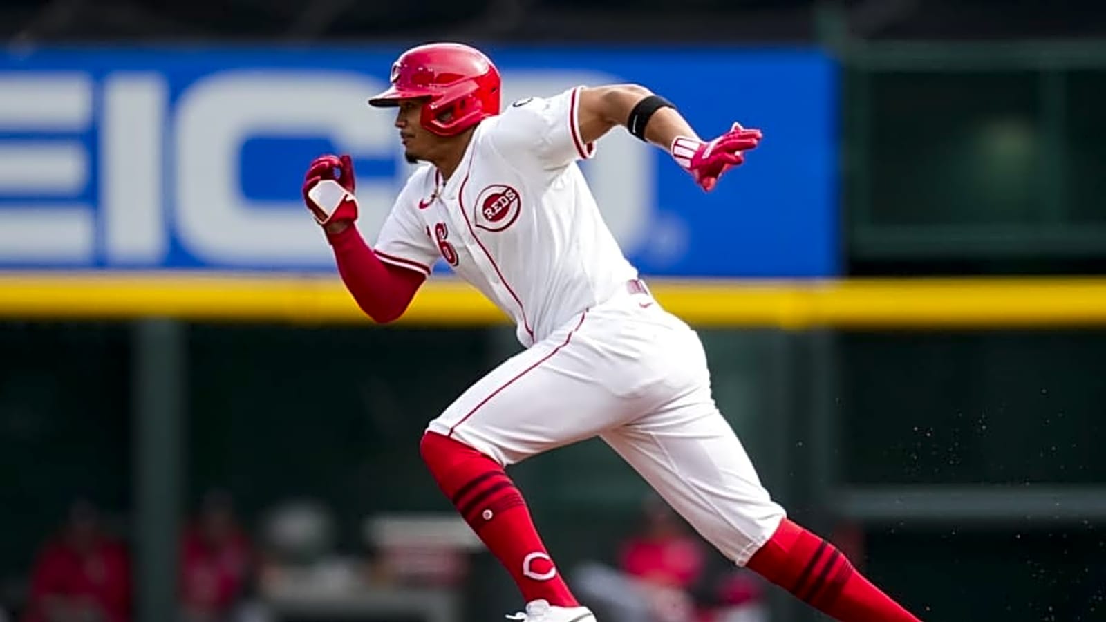 Reds Manager Terry Francona Provides Encouraging Update on Austin Hays and Noelvi Marte