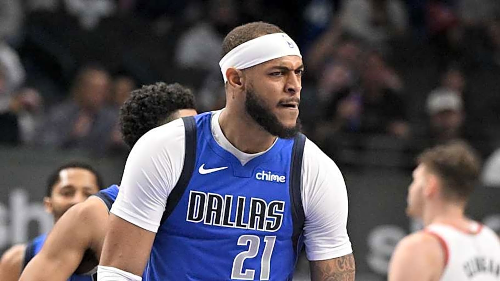 How will Daniel Gafford fit into deep Mavericks frontcourt?