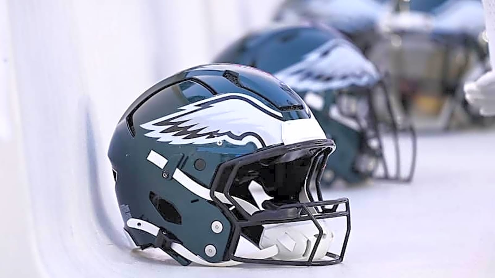 Newest Eagle takes perfect shot at former team compared to Eagles&#39; culture