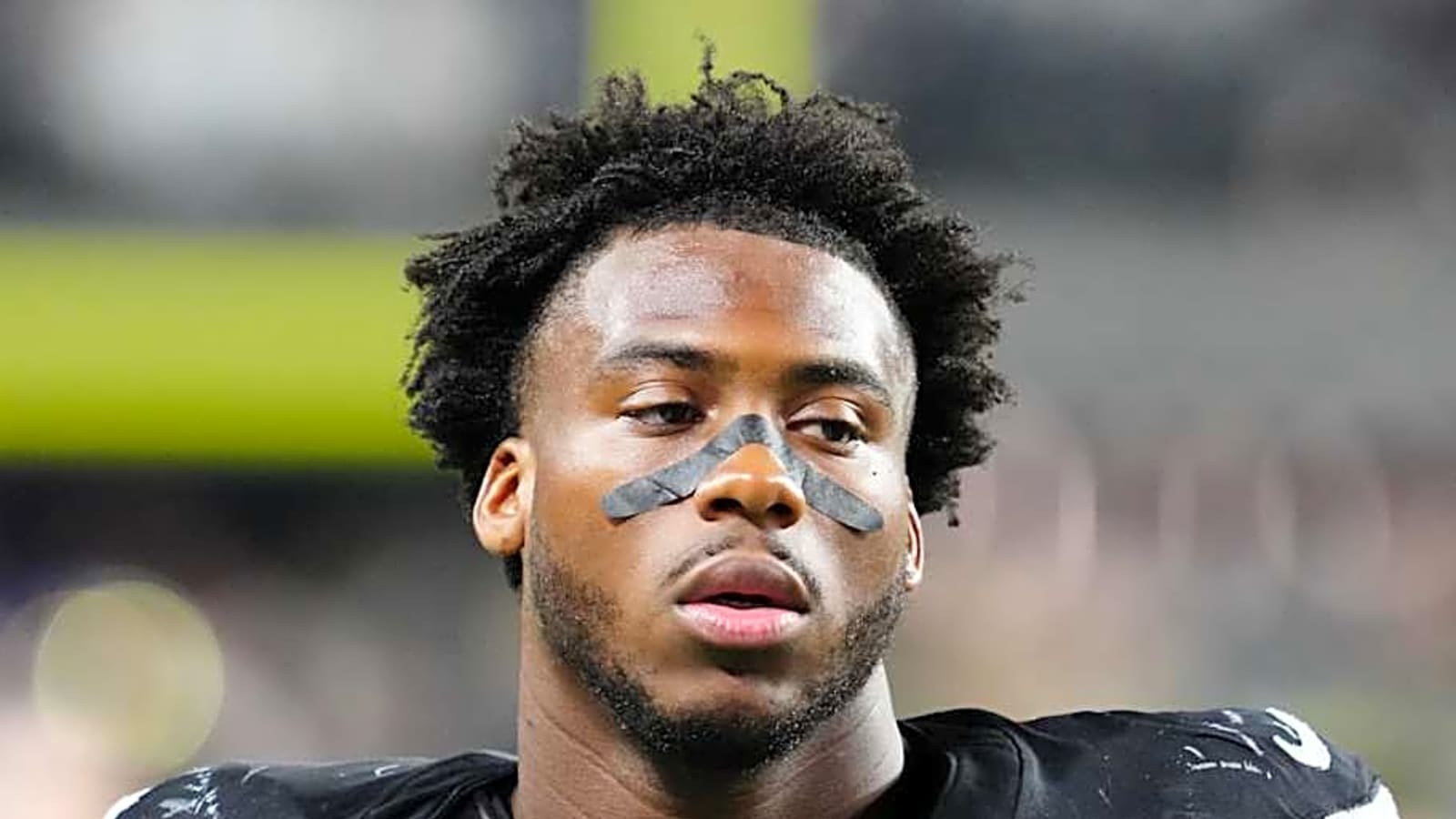 Inside the Raiders' LB Room After Free Agency