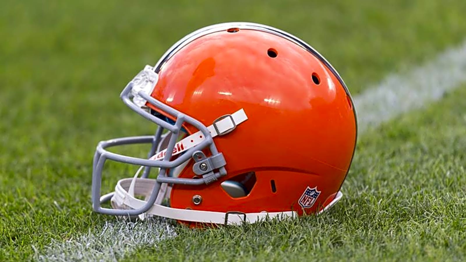 Browns Predicted to Make Strange Contract Move With This One Player