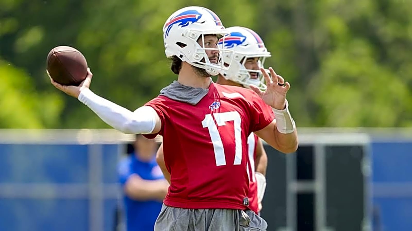 Josh Allen and 2 Bills&#39; teammates land in lead analyst&#39;s NFL Top 100