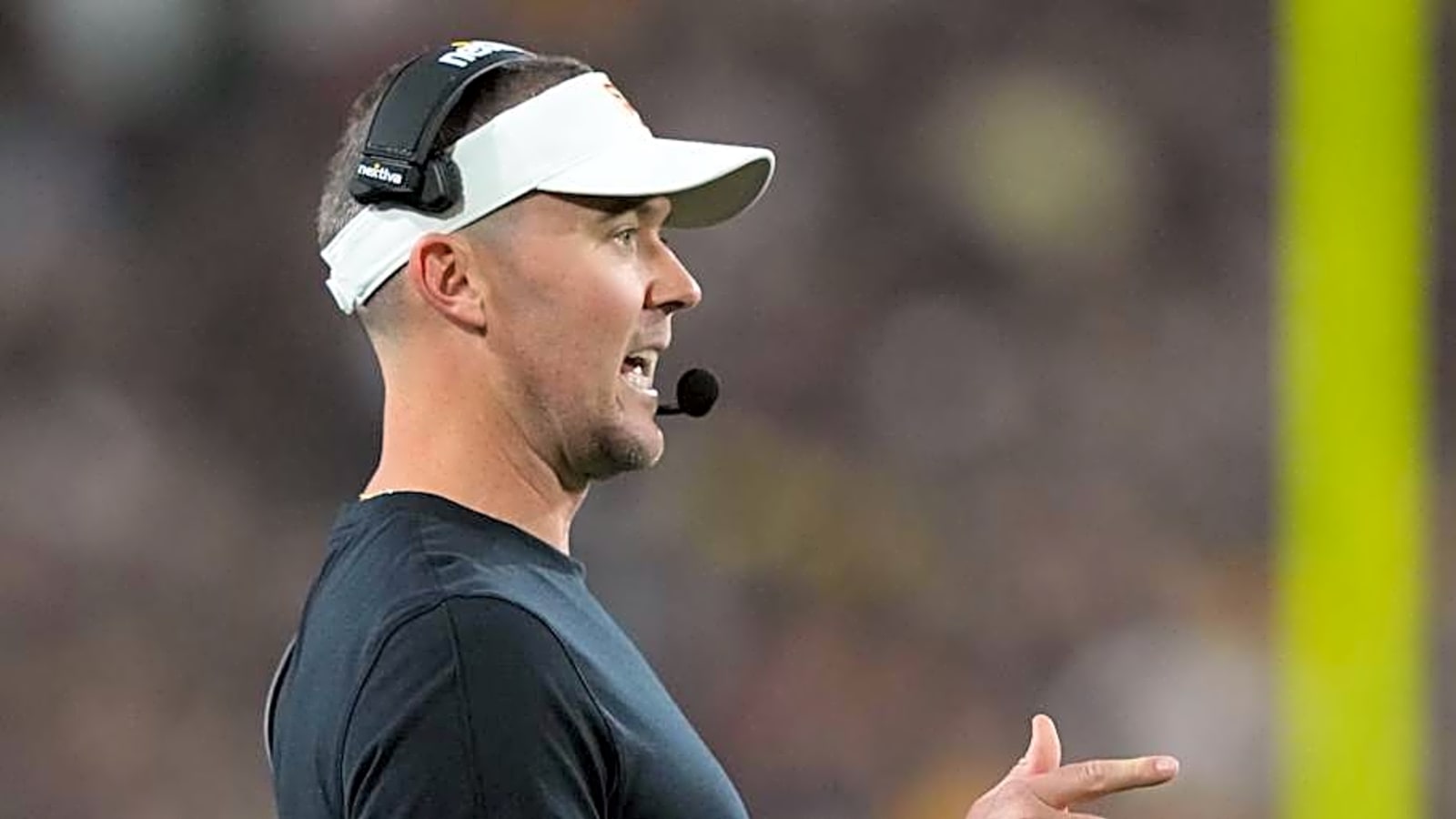 USC Trojans’ Lincoln Riley Names Two Players Who Are Shining On Defense
