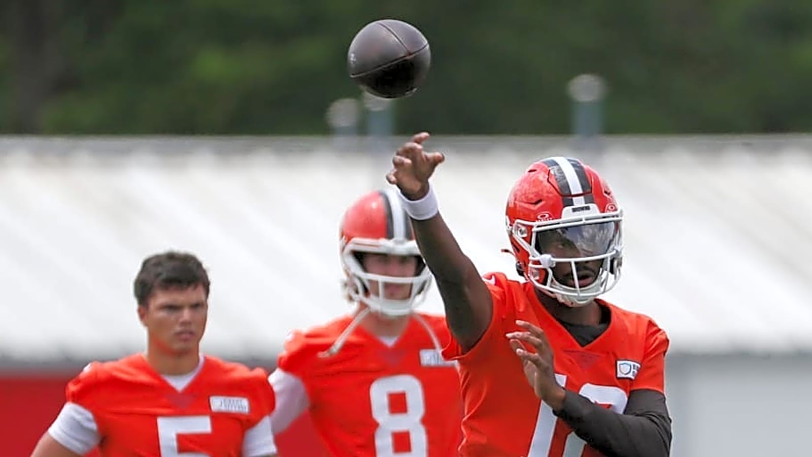 Analyst: Browns Deserve Better Than Kenny Pickett