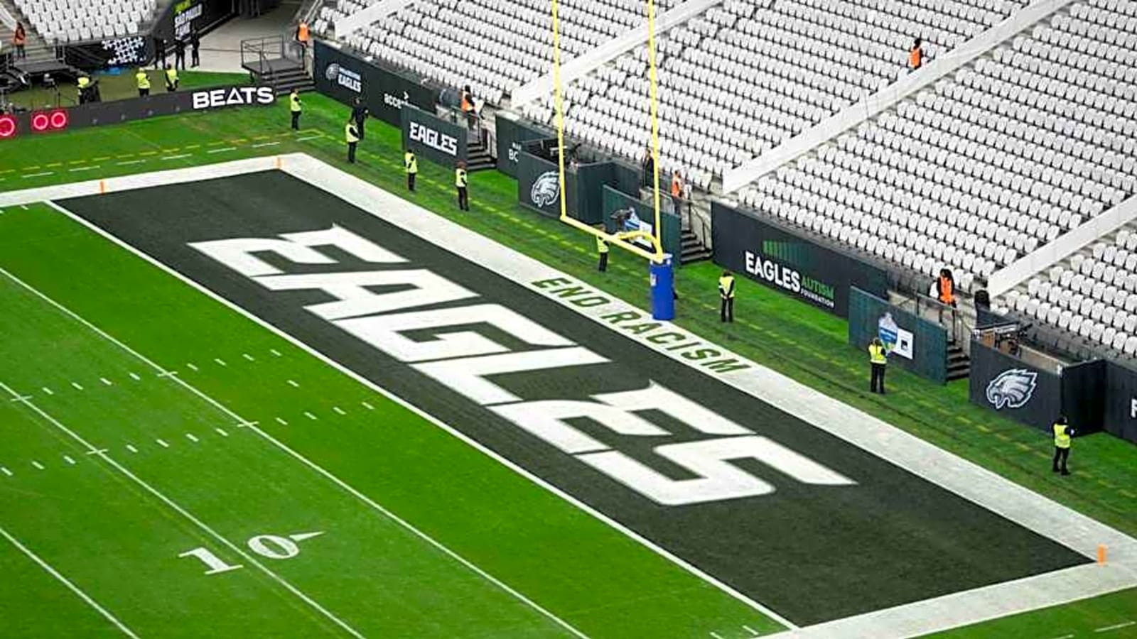 Ex-Eagles Polarizing Star Has Questions Around Him