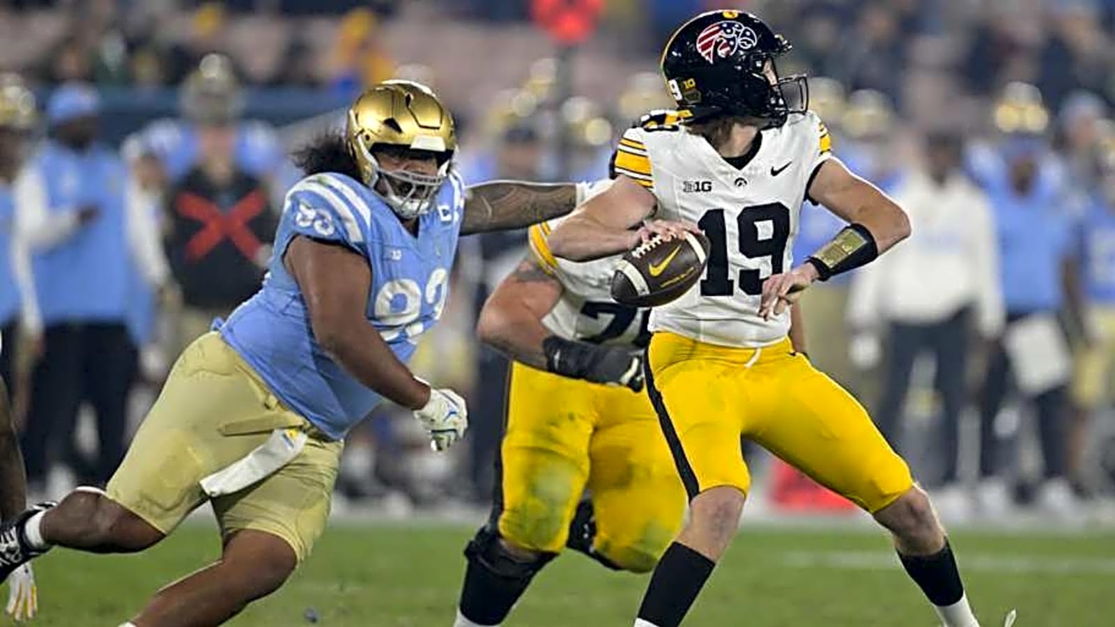 Bruins Land in 3-Star DL&#39;s Top-4