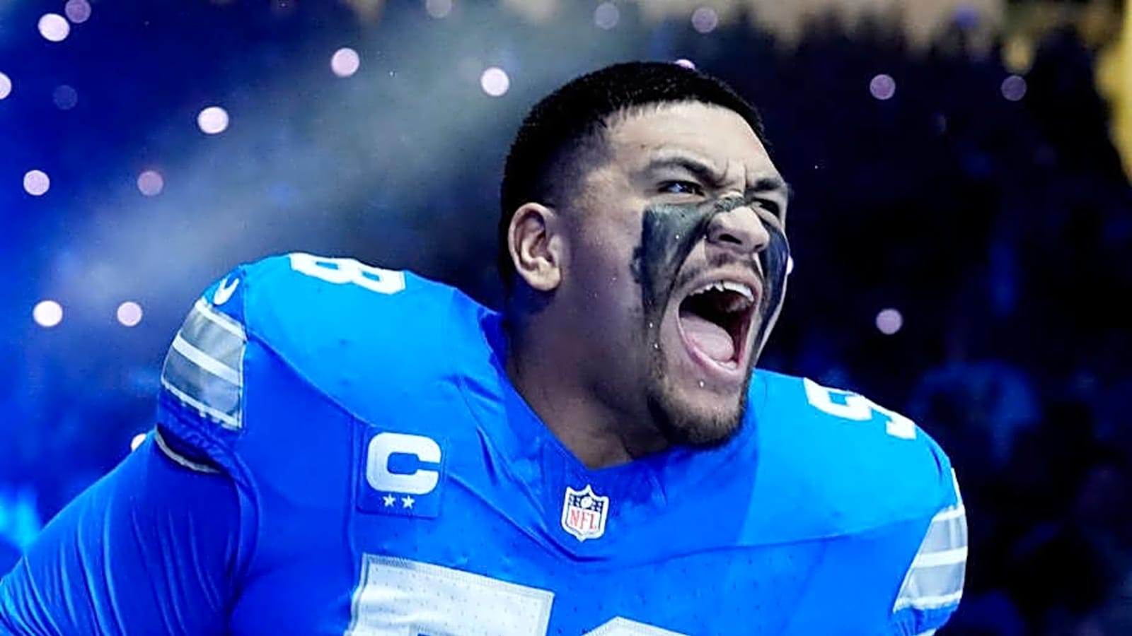 Retired Offensive Linemen React to Fiery Penei Sewell Debate
