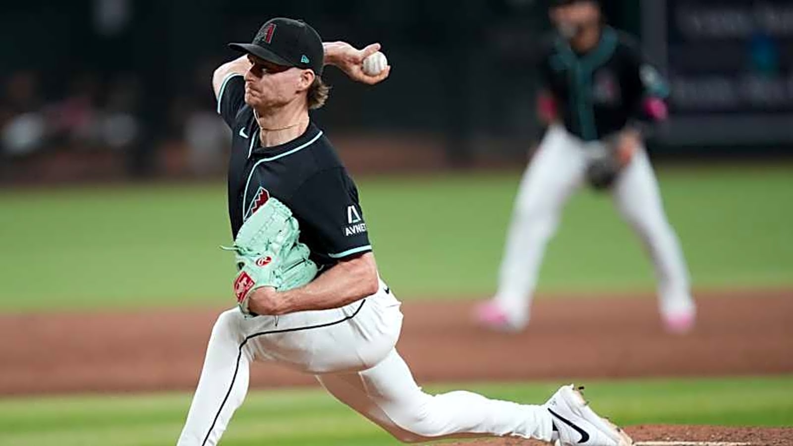 Cardinals Should Pursue Reunion With Former Pitcher To Boost Bullpen For 2026