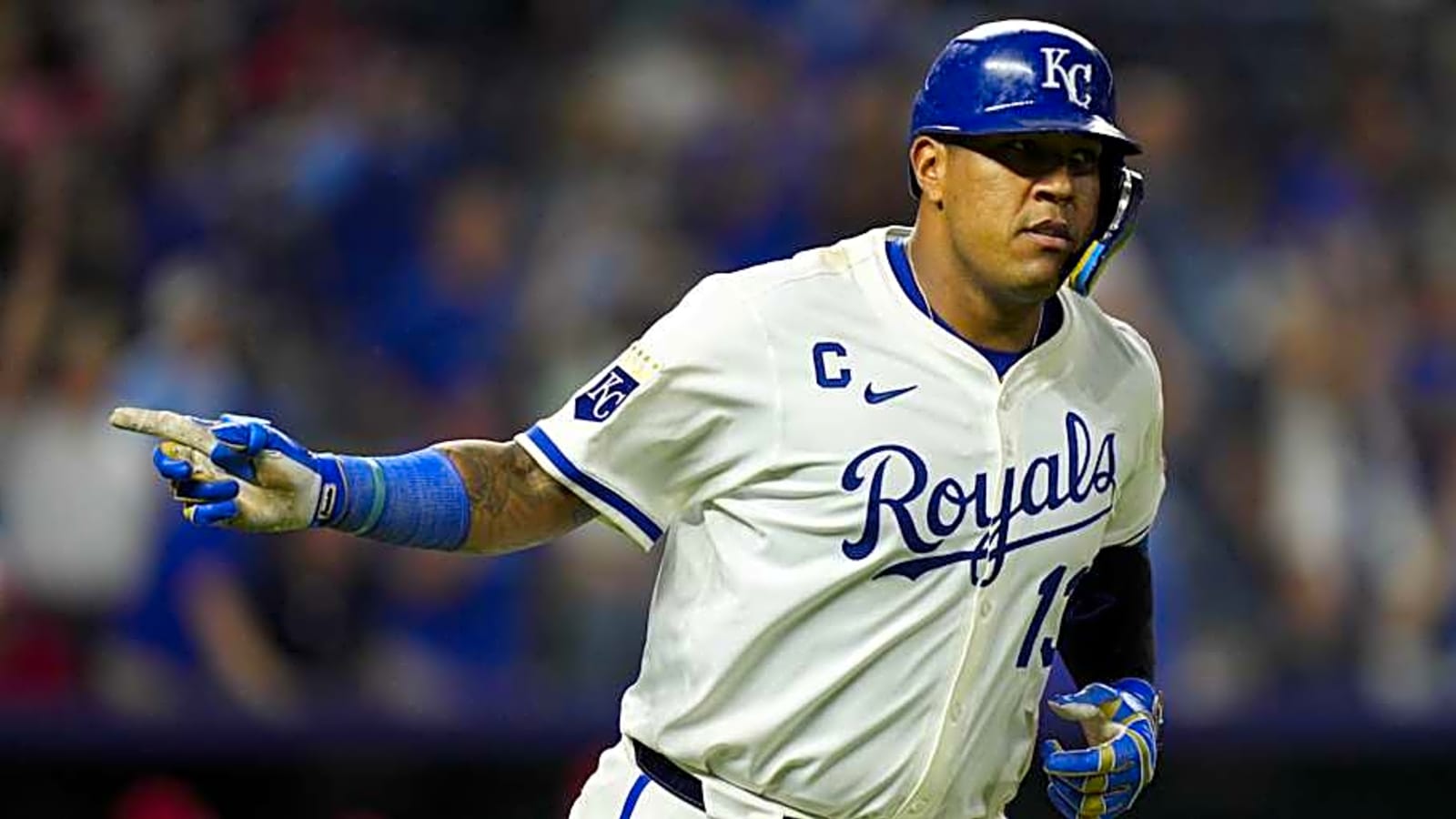 Royals Owner Makes Revealing Comment On Salvador Perez&#39;s Future In KC