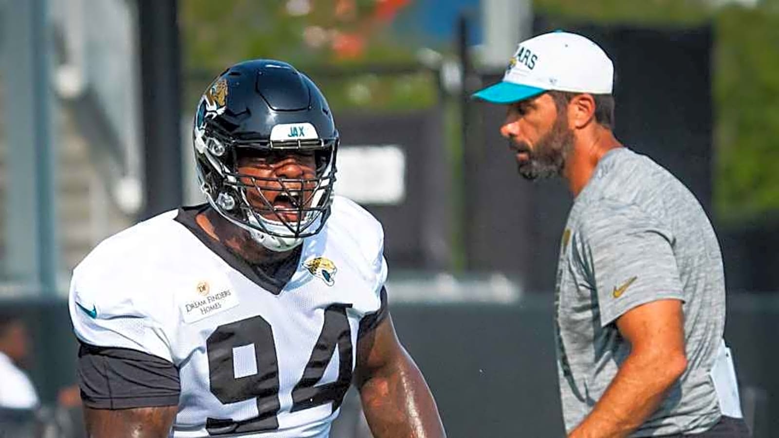 Jaguars DL Maason Smith is a Breakout Candidate