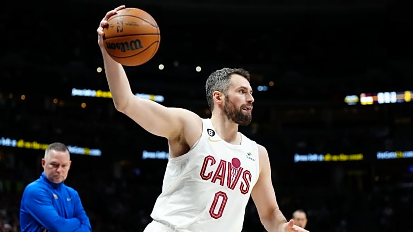 Former Cavaliers Star Has Hilarious Reaction to NBA Blockbuster Trade