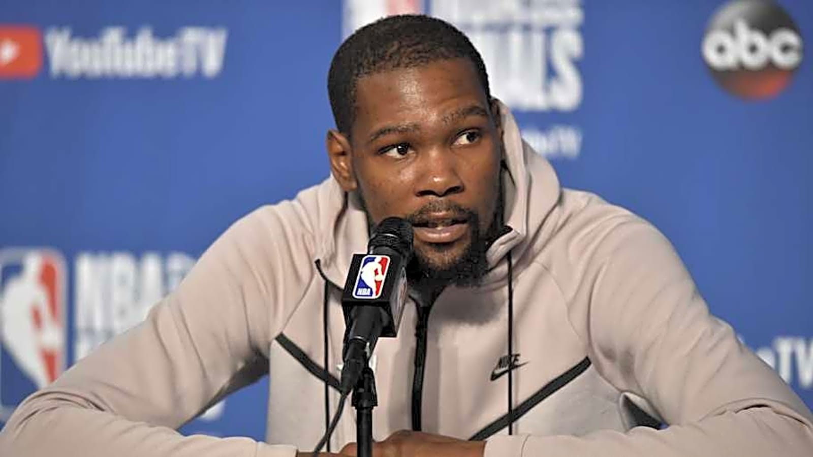 NBA World Reacts To Latest Kevin Durant Announcement