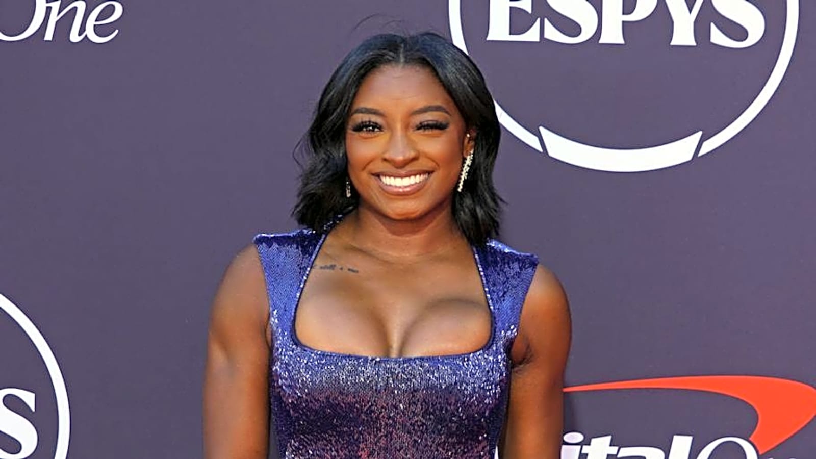 Simone Biles Teases Indiana Fever Star Over Physical Difference