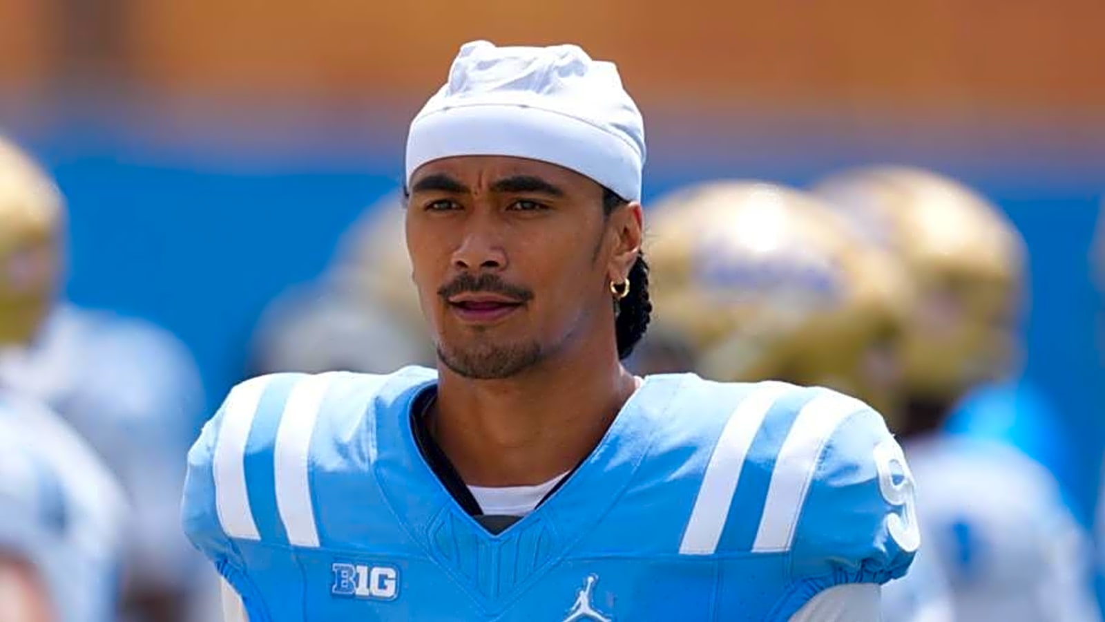 Why UCLA's Iamaleava Dark Horse Heisman Candidate
